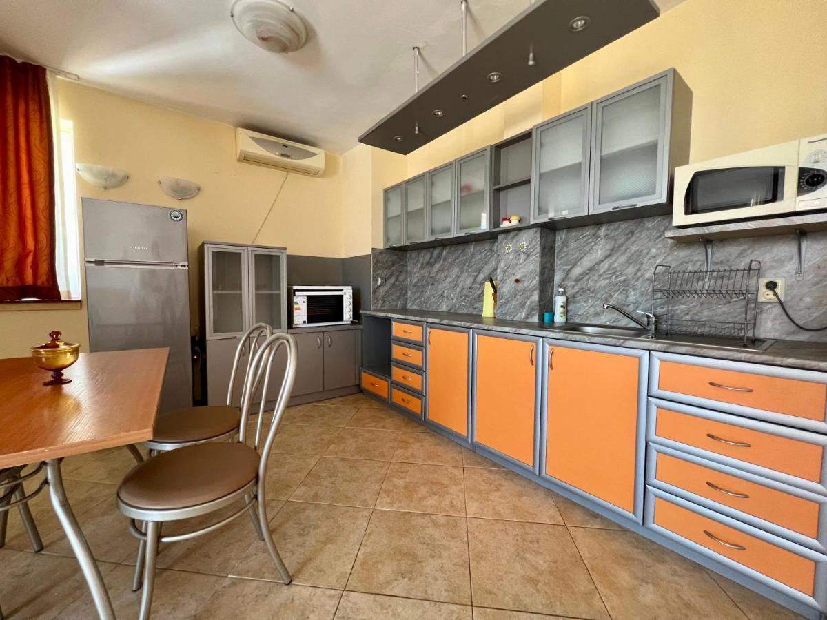 Private One-Bedroom Apartment With Balcony In Sozopol By Flat Mаnаger Экстерьер фото