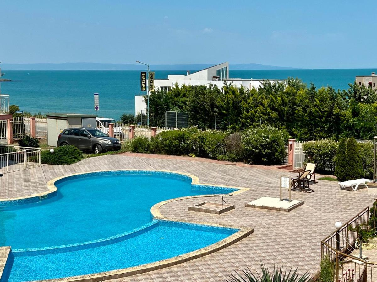 Private One-Bedroom Apartment With Balcony In Sozopol By Flat Mаnаger Экстерьер фото