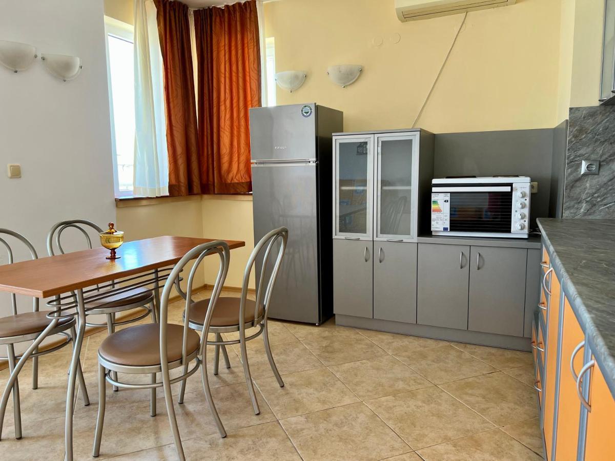 Private One-Bedroom Apartment With Balcony In Sozopol By Flat Mаnаger Экстерьер фото
