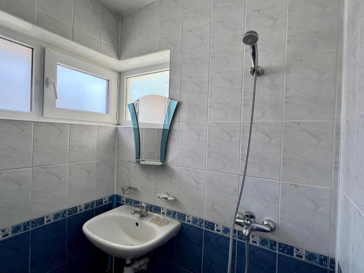 Private One-Bedroom Apartment With Balcony In Sozopol By Flat Mаnаger Экстерьер фото