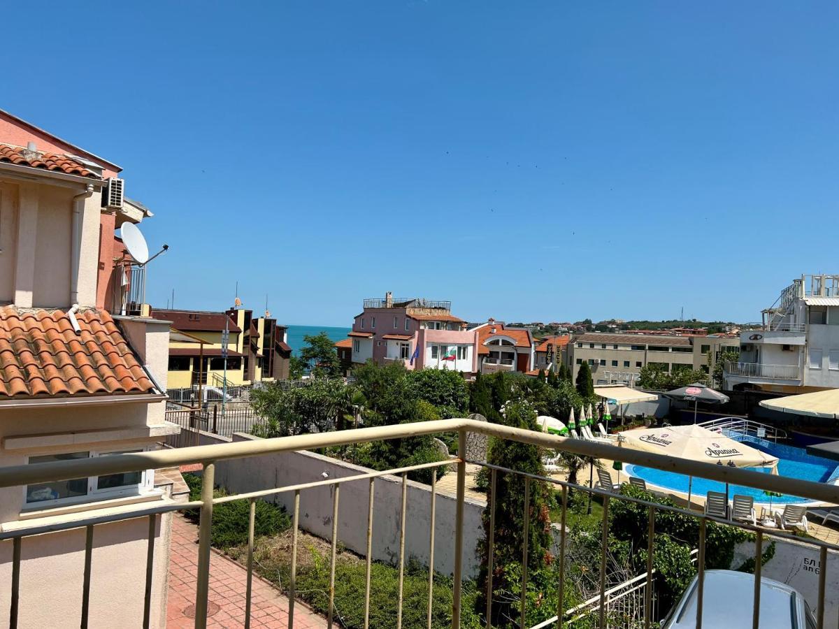 Private One-Bedroom Apartment With Balcony In Sozopol By Flat Mаnаger Экстерьер фото